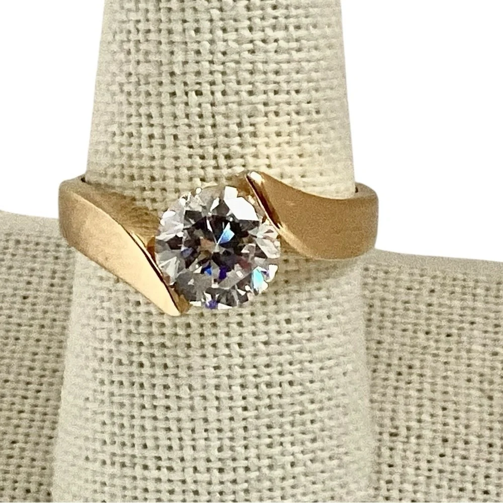 Silver Gold Plated Round Crystal Faux Diamond Solitaire Women's Ring Size 8.75